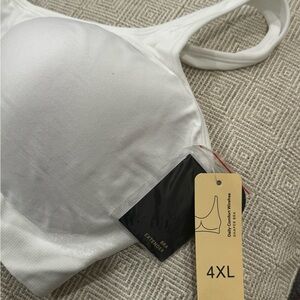 WHITE 4X Shapermint Truekind wirefree bra